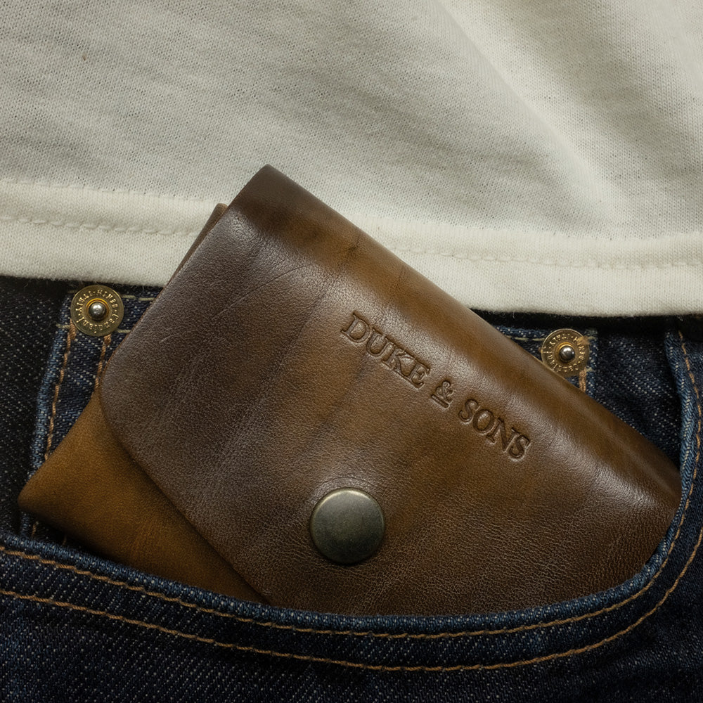 Pocket wallet Anchor in jeans pocket front