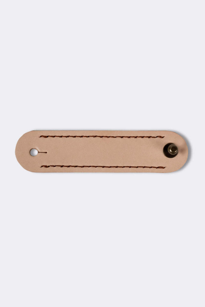Woggle, bandana / neckerchief slide - in natural leather. Duke & Sons Leather