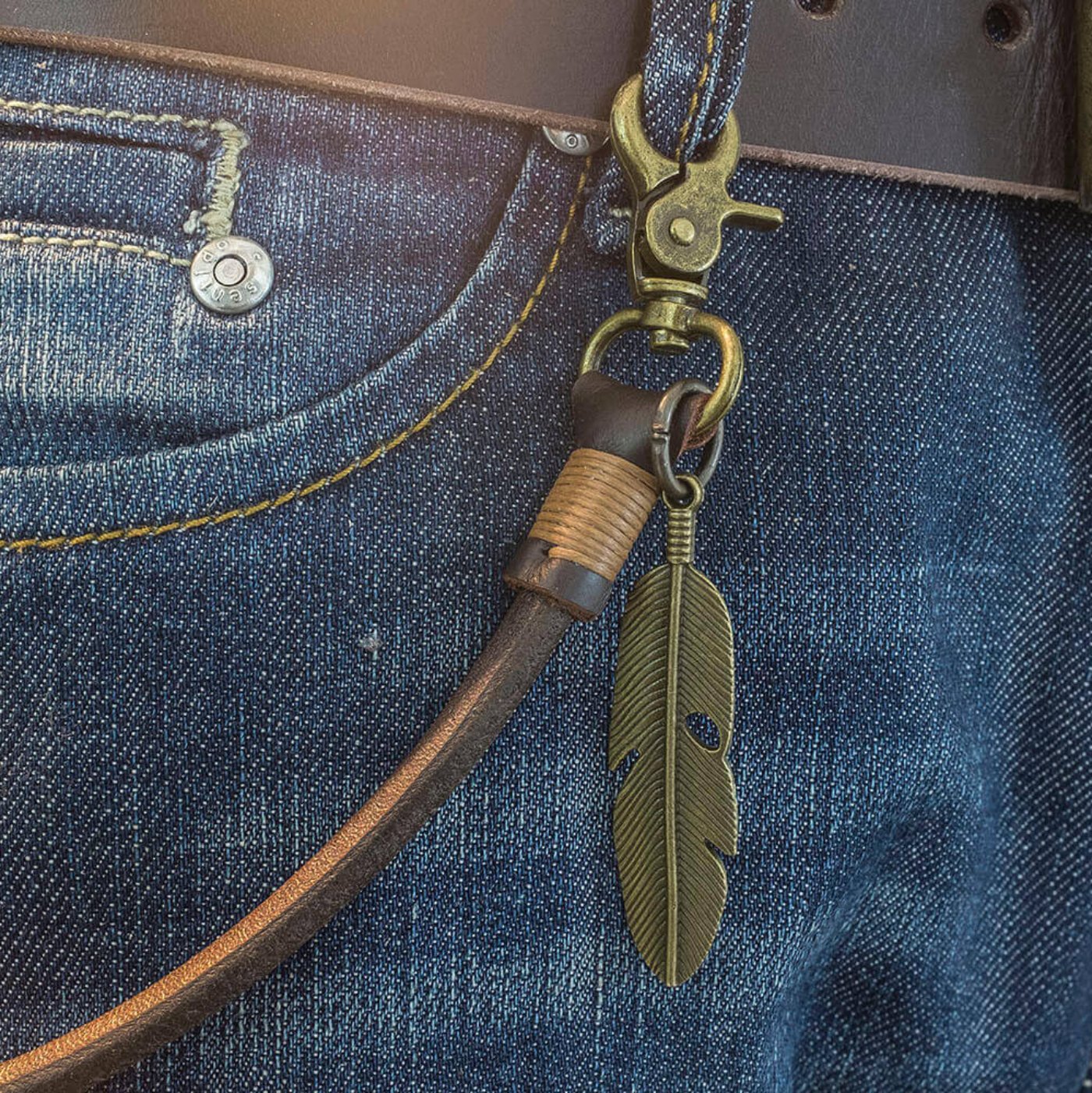 Keychain (Brown) 50 cm, with old bronze feather* - Duke & Sons Leather