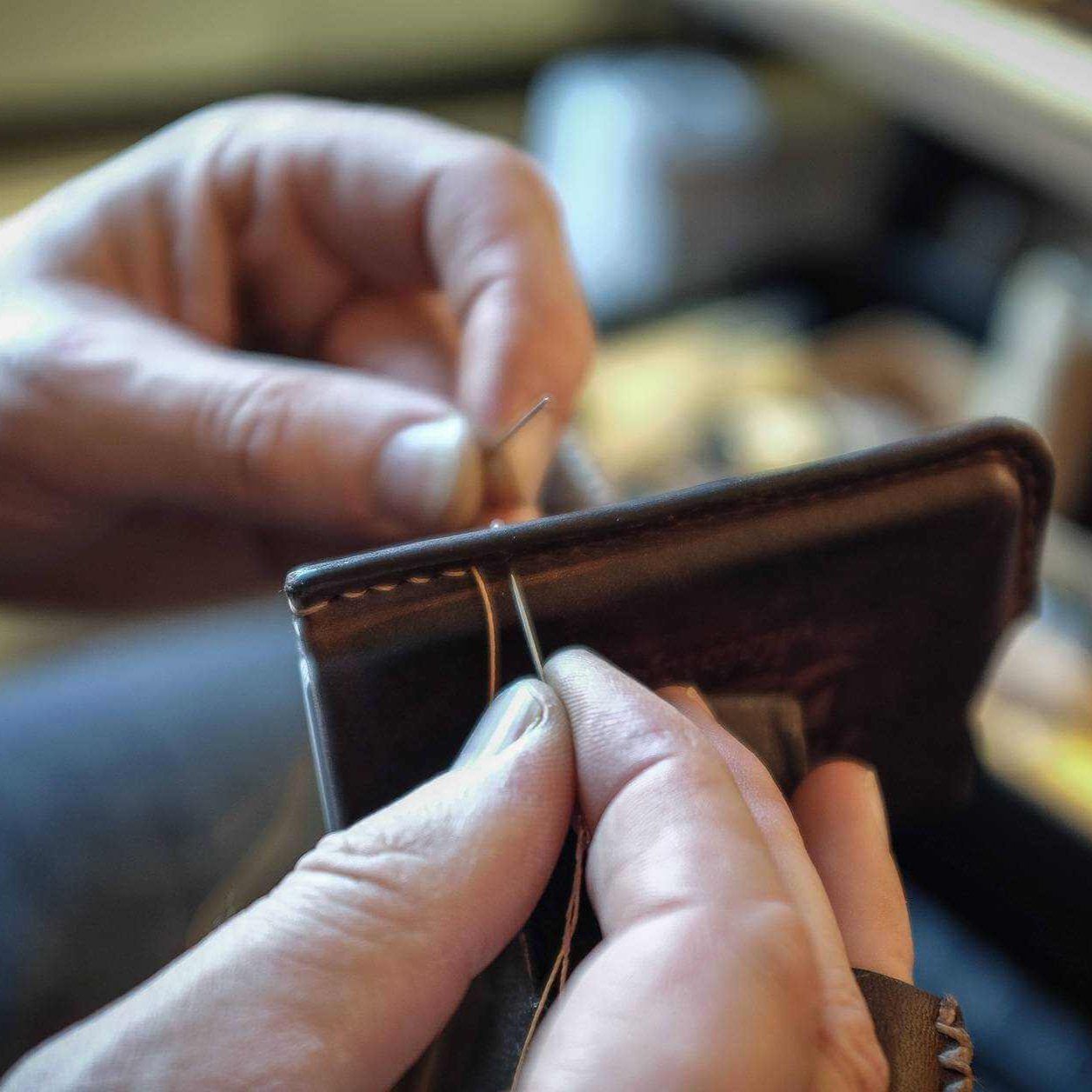 The Rider card wallet, RFID safe with aluminum insert for 6 cards*.