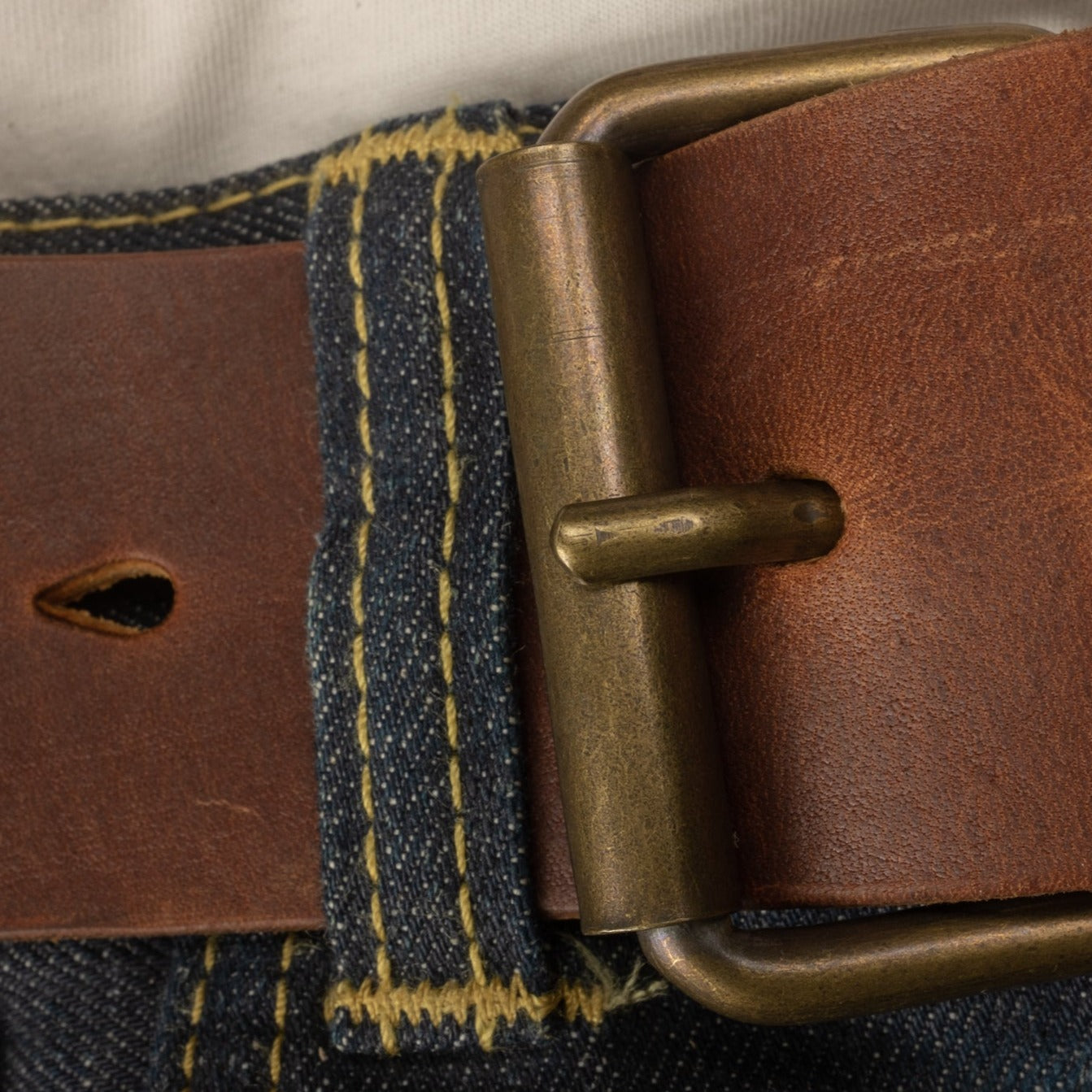 Duke and Sons 2-inch red brown leather jeans belt detail jeans loop