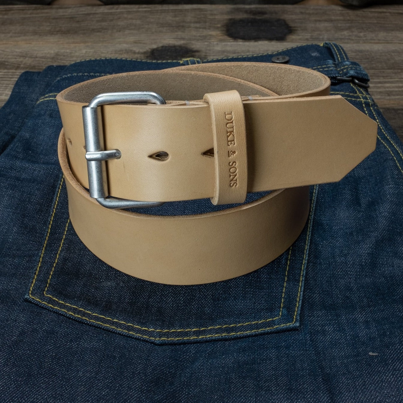 Duke and Sons 2-inch natural leather jeans belt hero scene