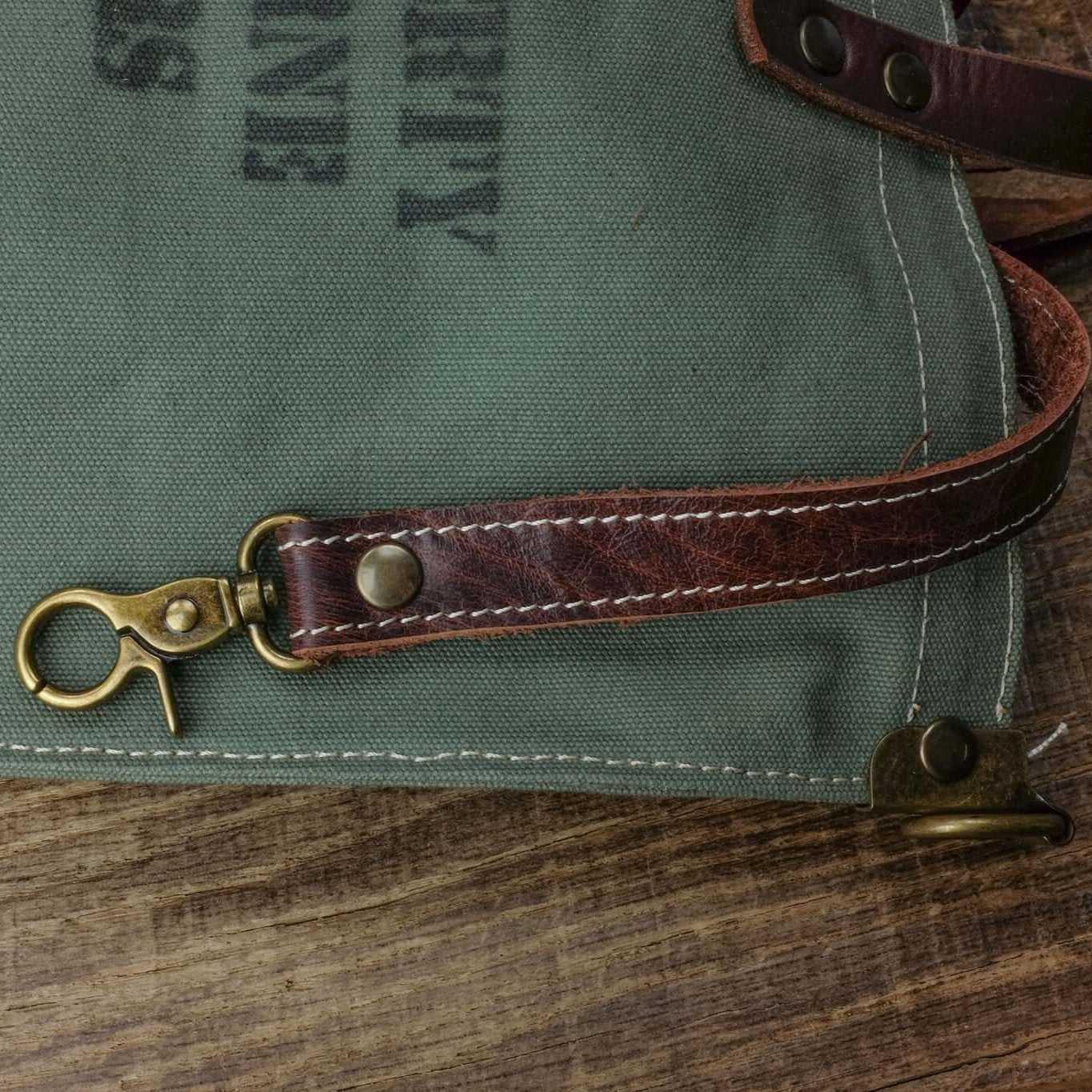 handmade olive green canvas tote bag 101st Airborne inside keychain detail