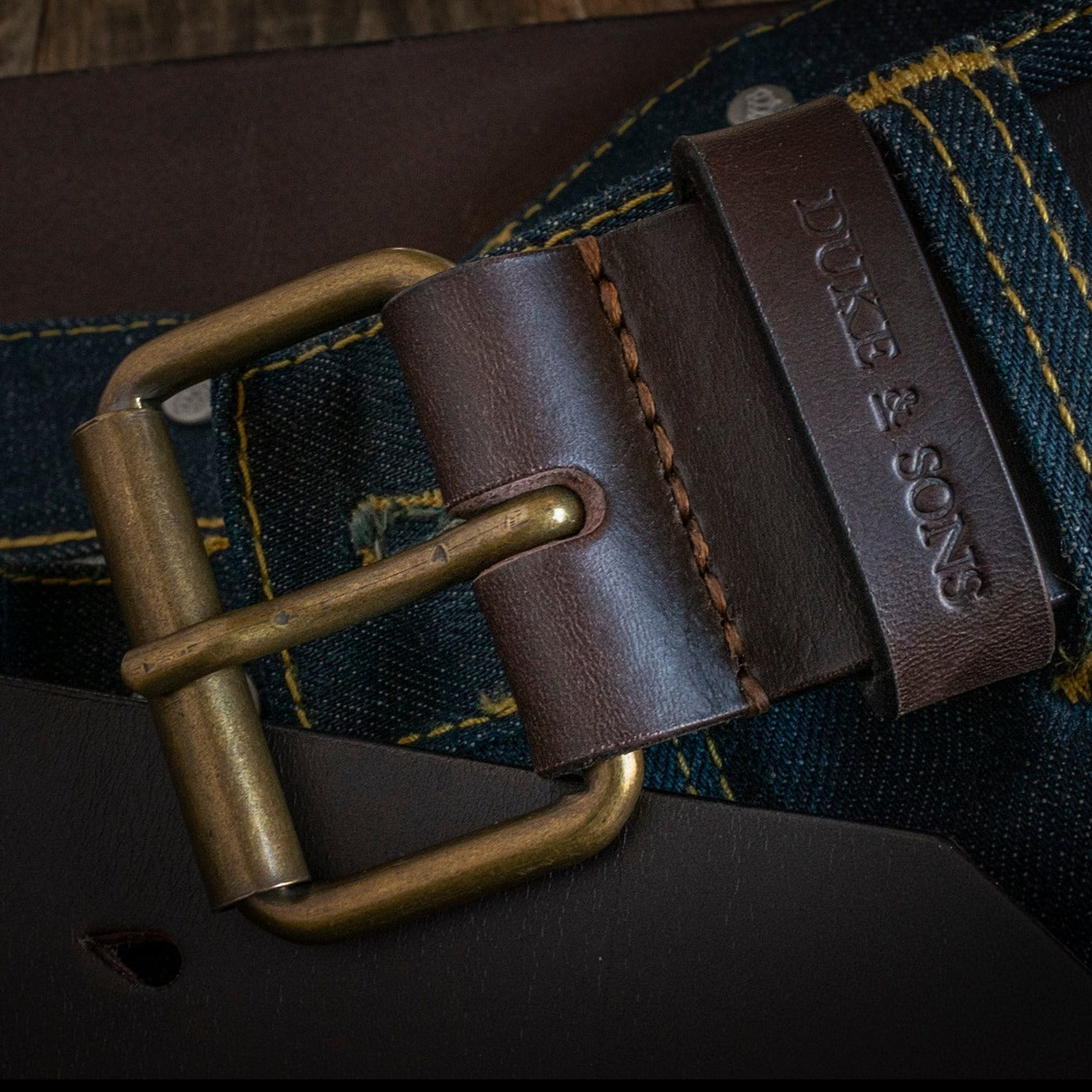 Duke and Sons 2-inch brown leather jeans belt detail jeans loop