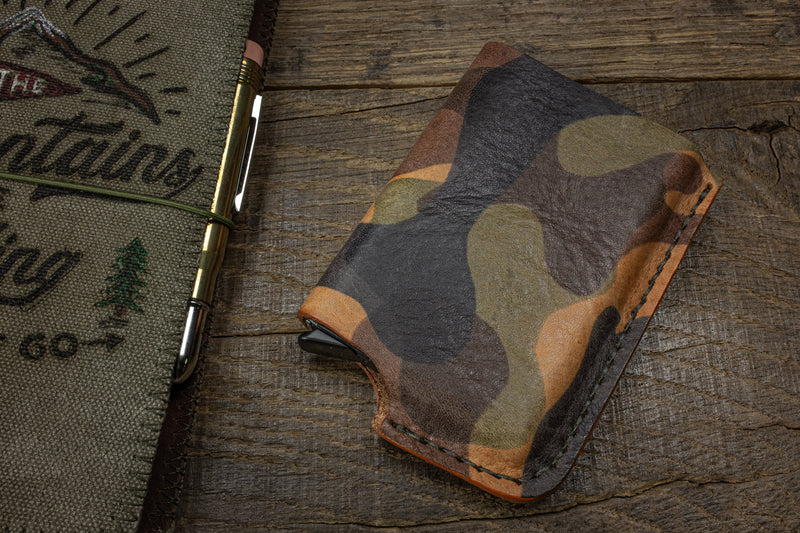 Card wallet, camo leather, RFID safe with aluminum insert with canvas notebook 2 - Duke & Sons Leather