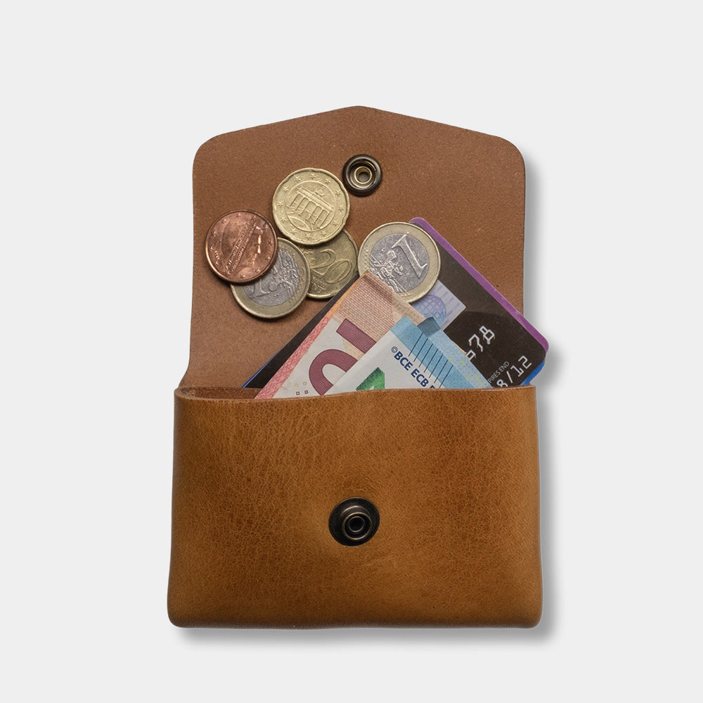 Pocket wallet cognac, open with money and cards