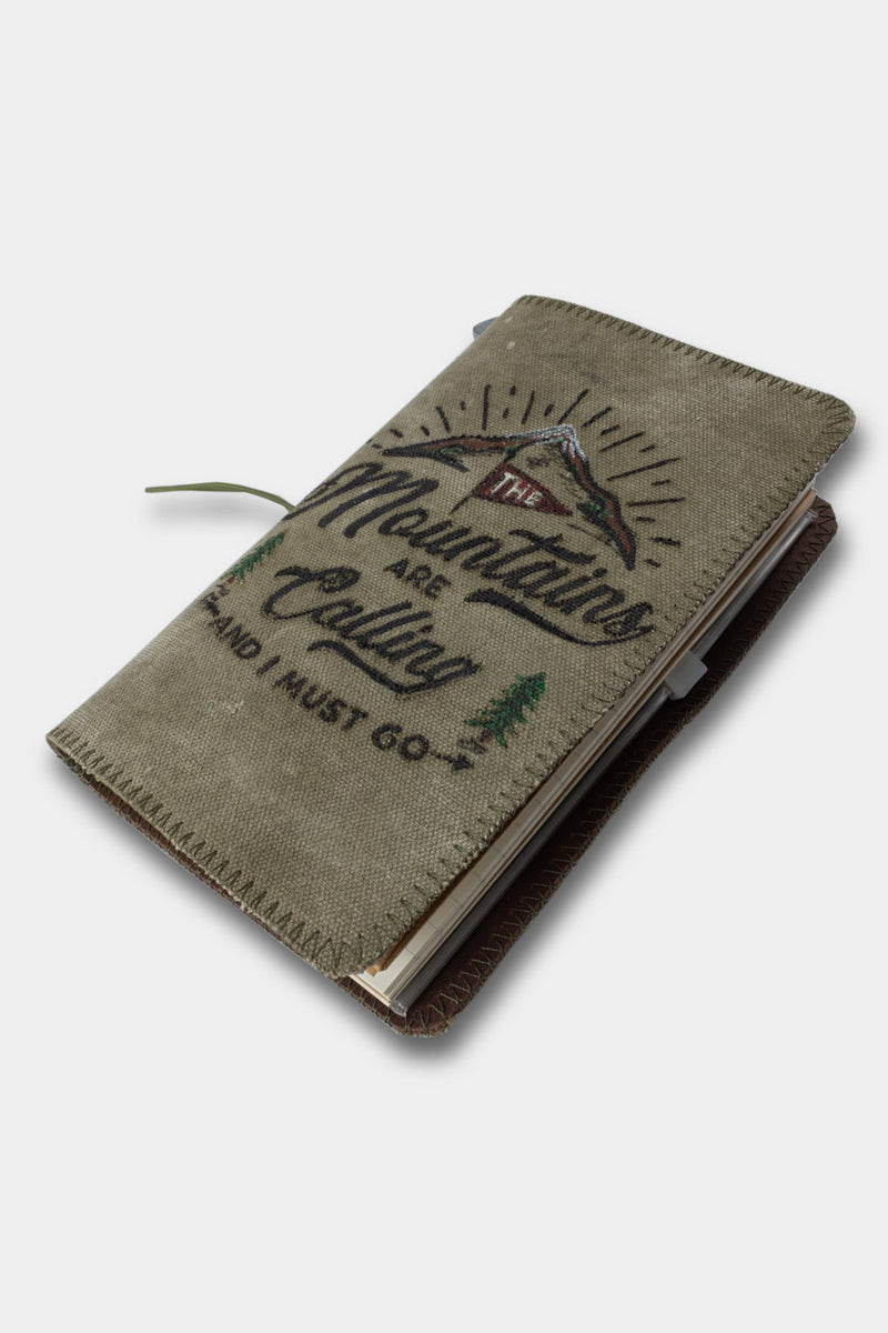 Duke and Sons traveler's notebook 'Mountains' logo canvas cover top