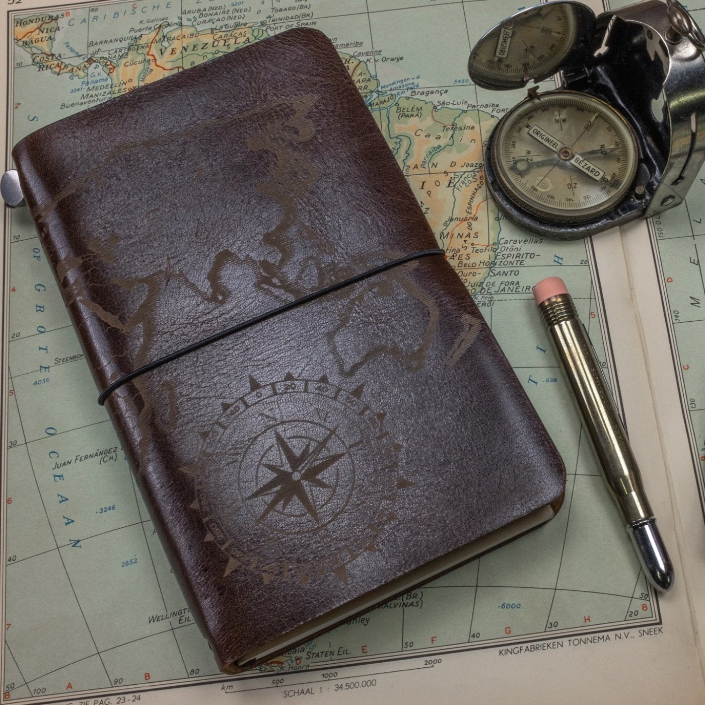 Duke and Sons letaher traveller notebook world map scene 2