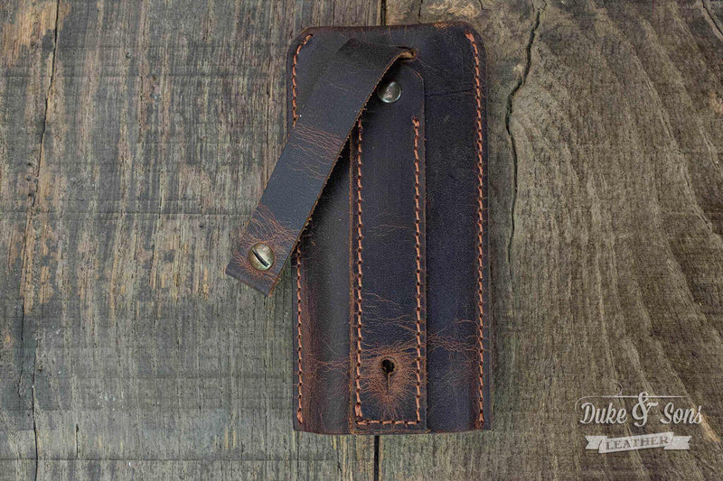 Key pouch, in full-grain distressed leather - Duke & Sons Leather