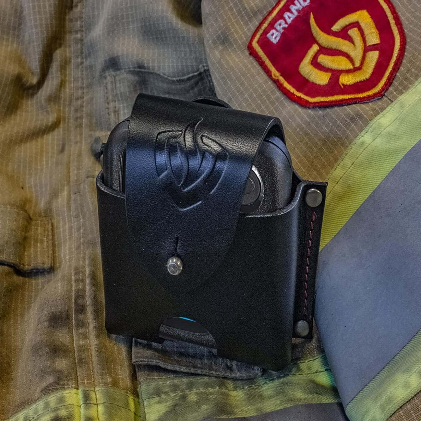 Galaxy IP54 pager houder, tuigleer, model A - Duke & Sons Leather