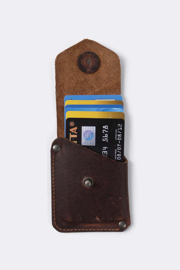 Card wallet, distressed brown leather | 10 cards - Duke & Sons Leather