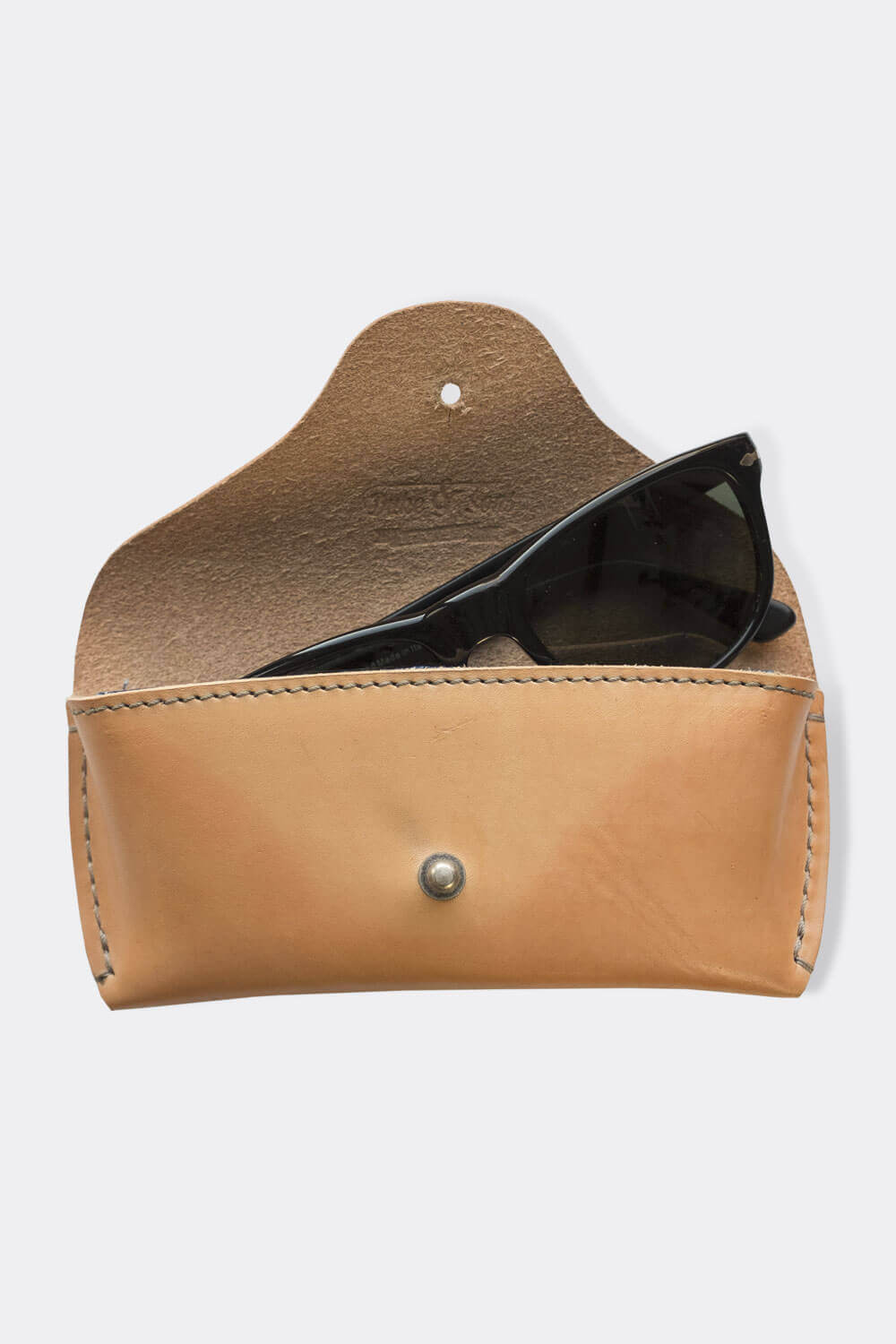 Glasses | sunglasses case, natural color, vegetable tanned leather. - Duke & Sons Leather